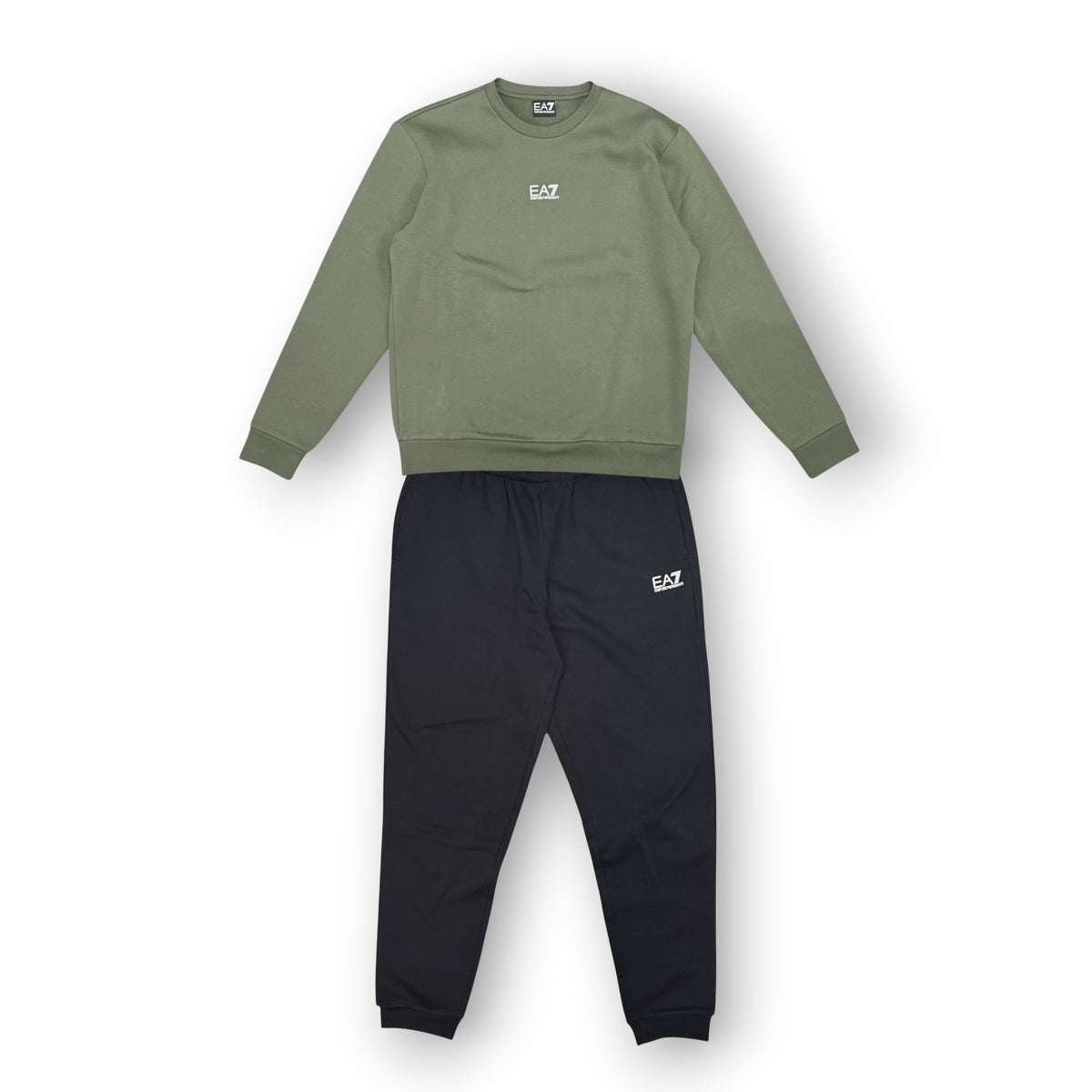 EA7 - Tuta completa Uomo, con logo gommato centrale, girocollo, tex.felpato, Col.Verde militare/Nero