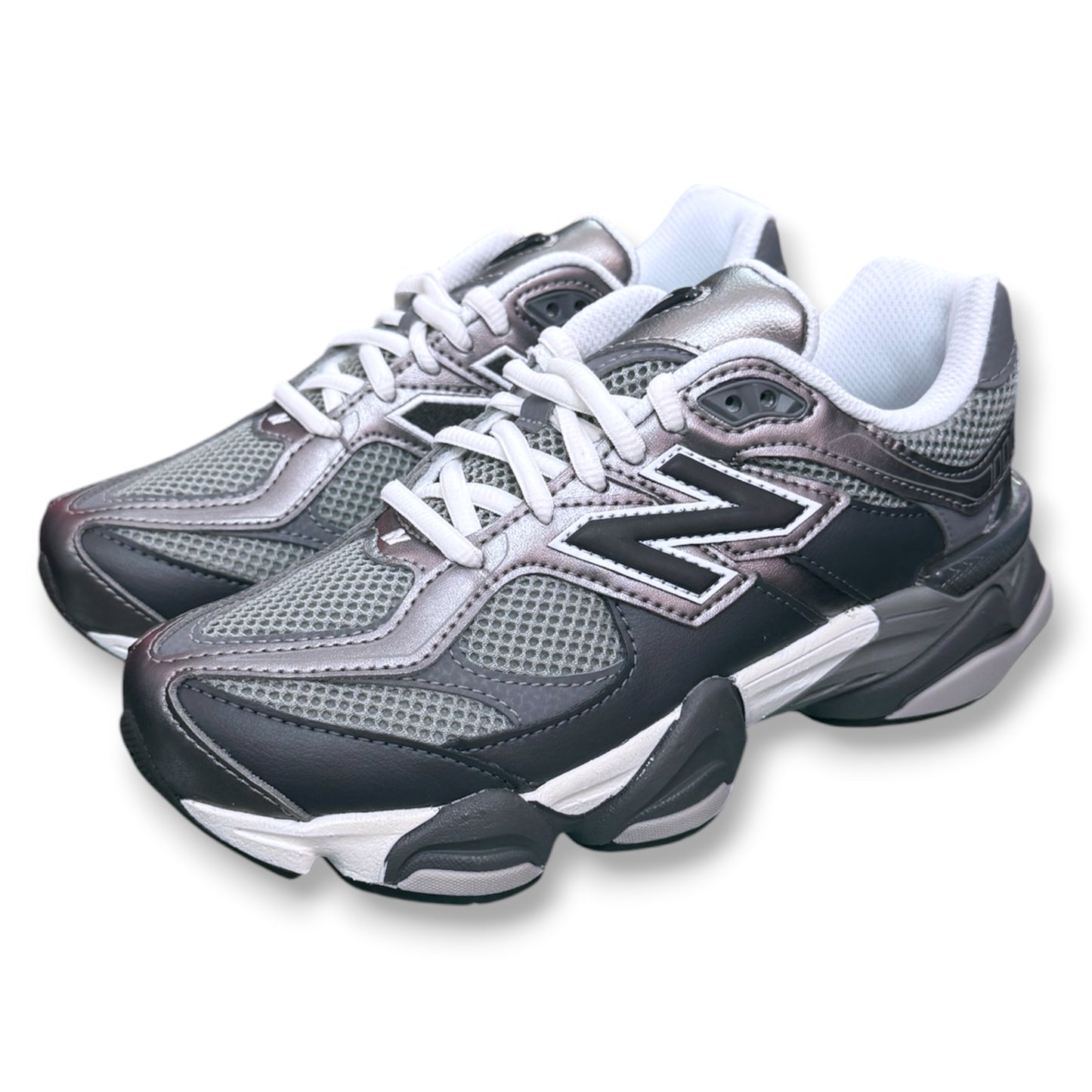 NEW BALANCE 9060- Scarpe Unisex GS, col.Grigio scuro metallizzato