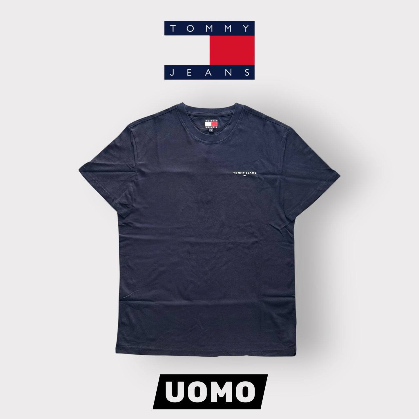 TOMMY JEANS - T-Shirt Uomo con logo lato cuore, Col.Blu