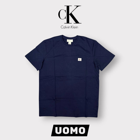 CALVIN KLEIN - T-Shirt Uomo con logo quadrato lato cuore, Col.Blu scuro