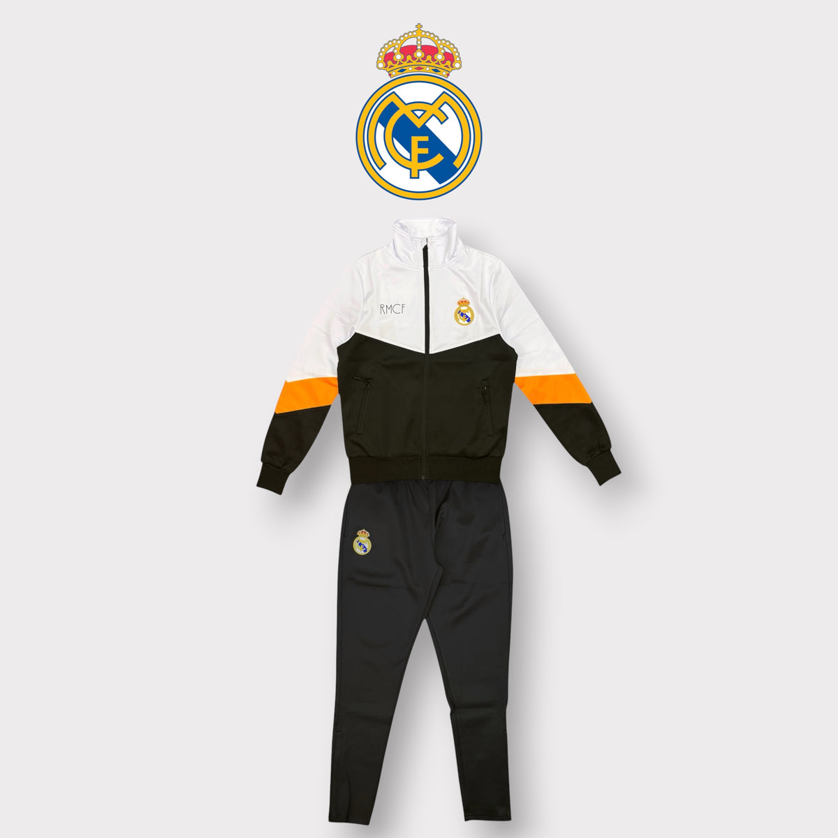 REAL MADRID- Tuta completa Uomo, senza cappuccio, con zip sulla caviglia, tex.Acetato, col.Bianco/Nero