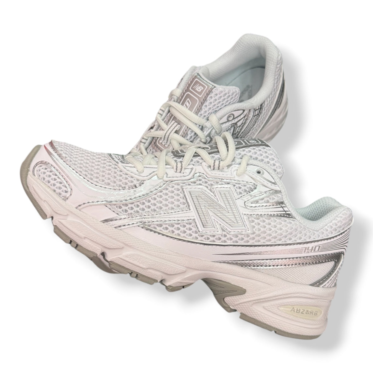 NEW BALANCE 740 - Col.Bianco/Argento