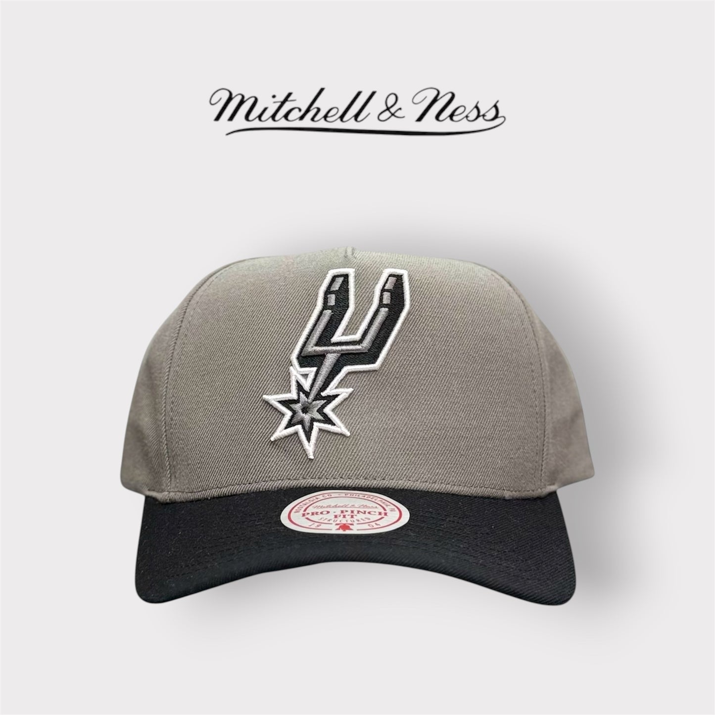 MITCHELL&NESS-Cappello SAN ANTONIO SPURS, Col.Grigio/Nero