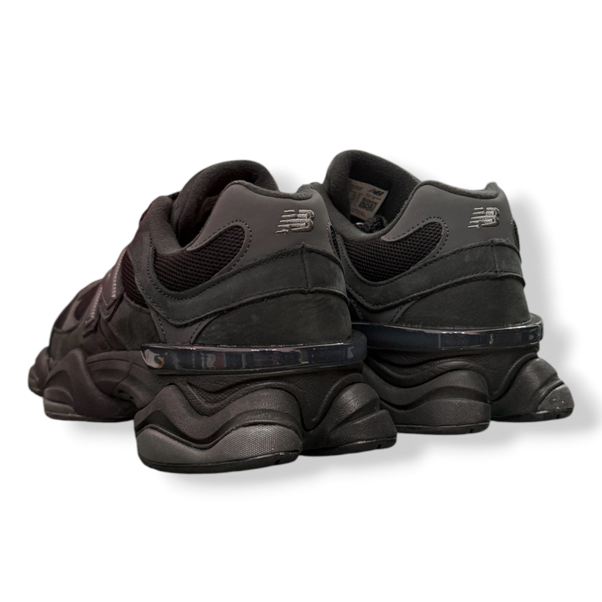NEW BALANCE 9060 - Col.Nero