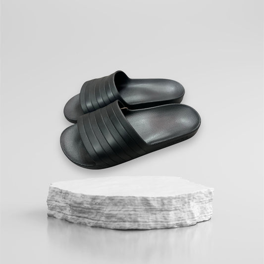 Ciabatte ADIDAS Uomo, col.Nero (taglia francese, veste piccola, prendere una taglia in più)