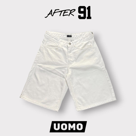 AFTER 91- Bermuda Uomo Jeans, gamba svasata, Col.Bianco