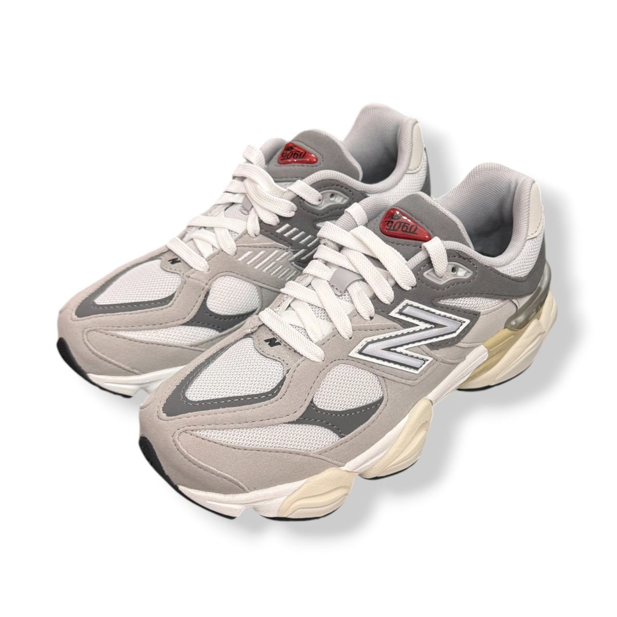 NEW BALANCE 9060 GS - Col.Grigio chiaro