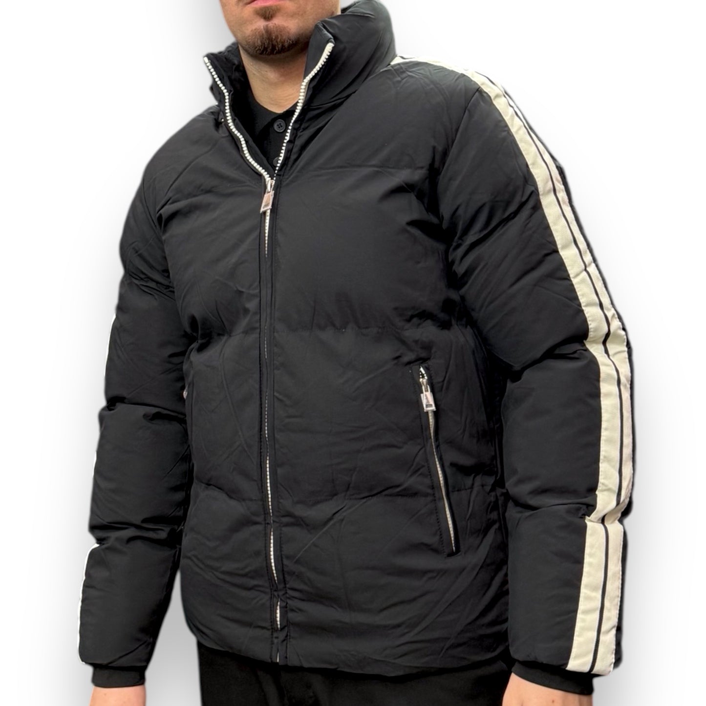 Giubbotto VS-NOZERO, mod. Puffer jacket, con cappuccio nascosto, col.Nero (G2W25)