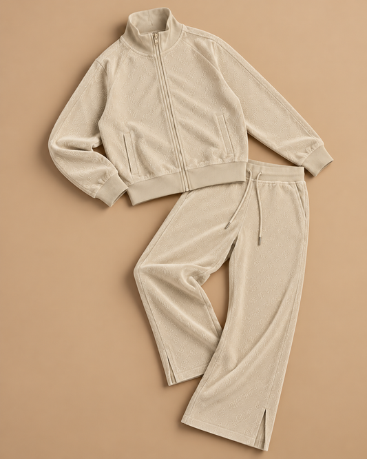 GUESS- Tuta completa Donna, logata, con pantalone a fondo largo, Col.Panna