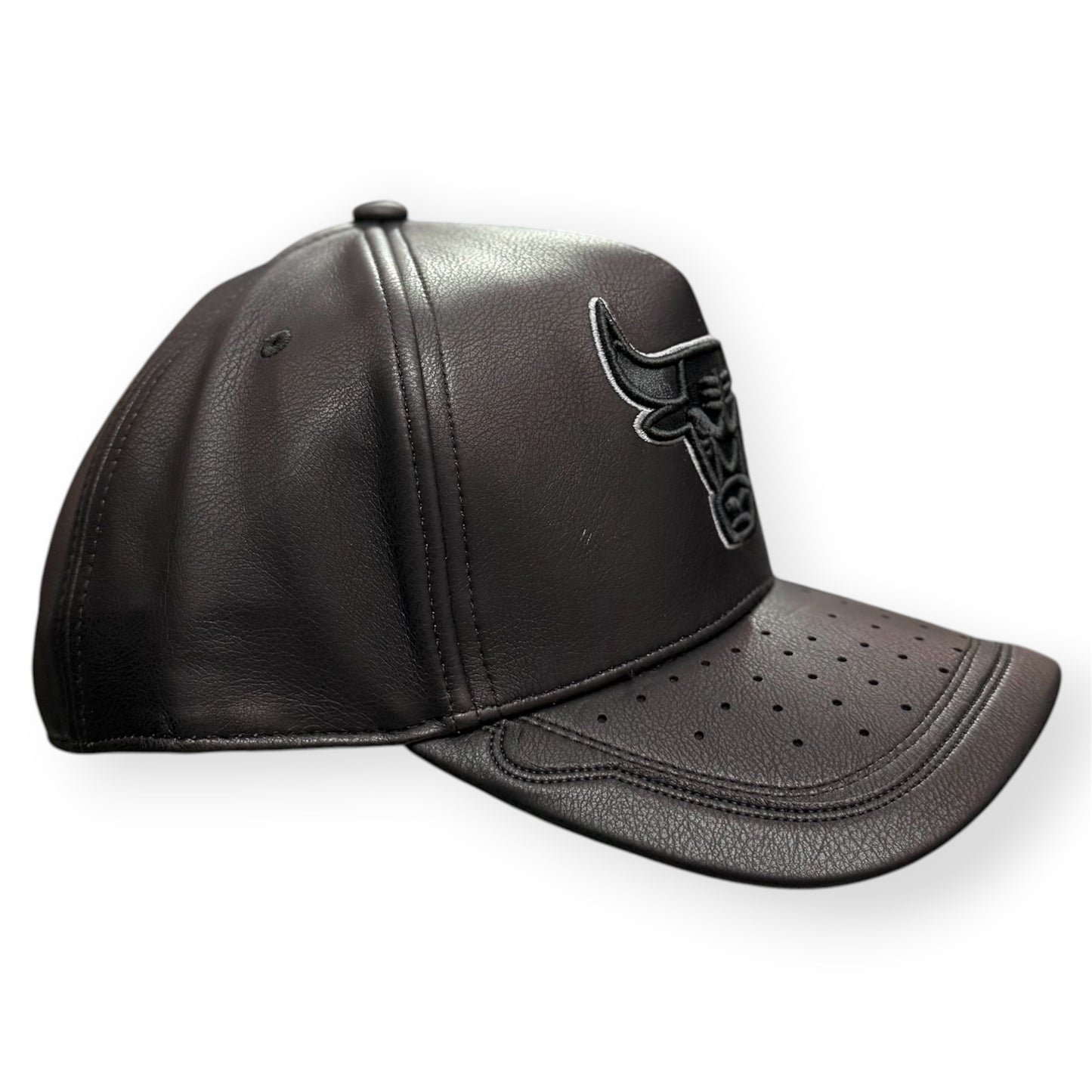 MITCHELL&NESS-Cappello CHICAGO BULLS, in ecopelle, Col.Nero