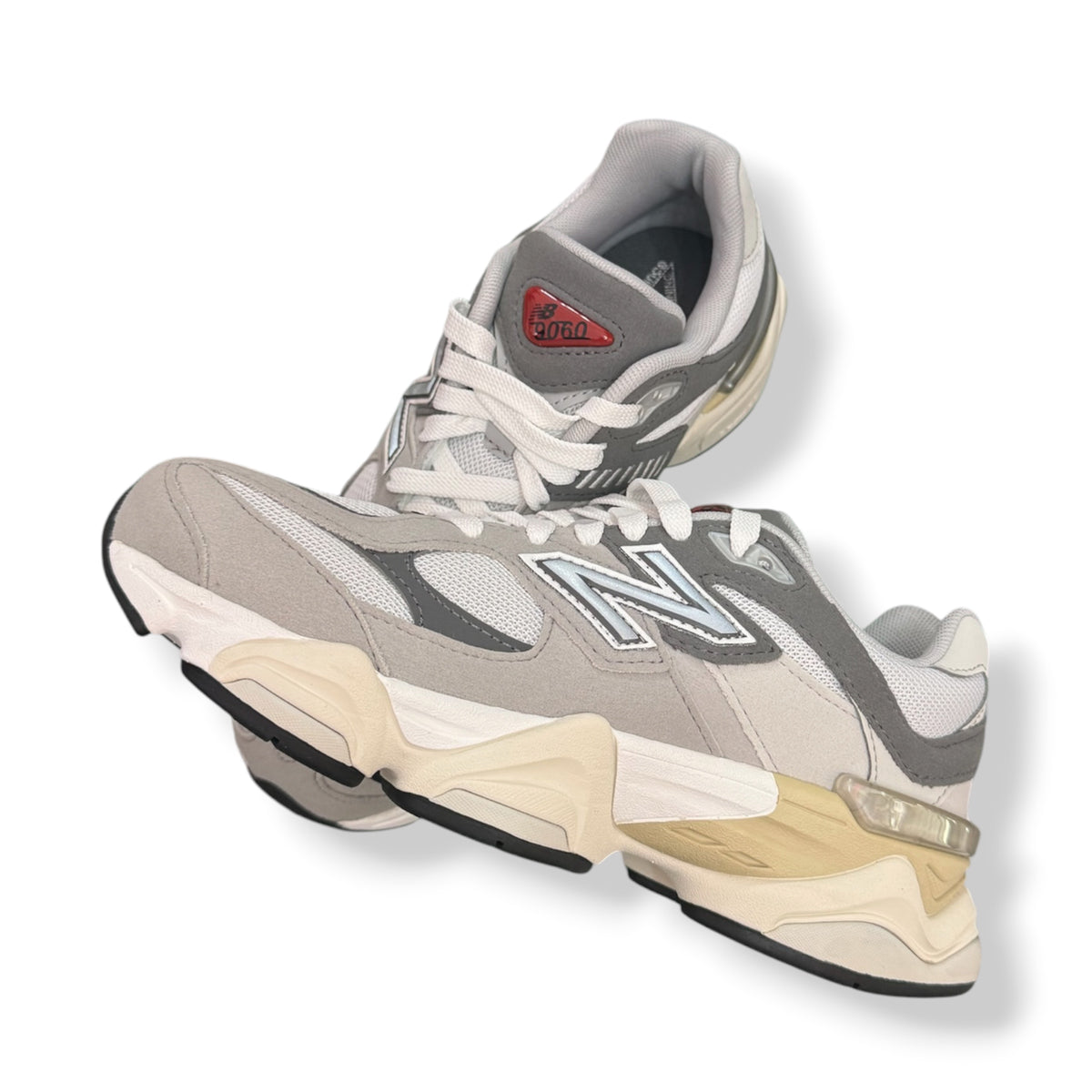 NEW BALANCE 9060 GS - Col.Grigio chiaro