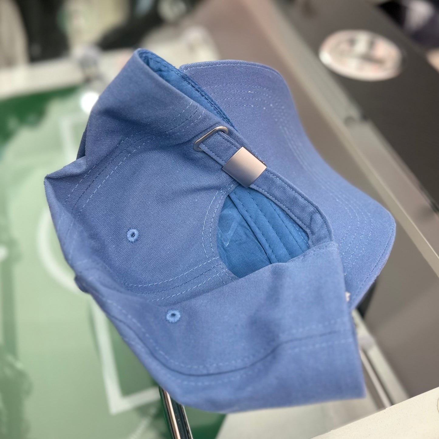 Cappello Guess con logo col.Celeste polvere