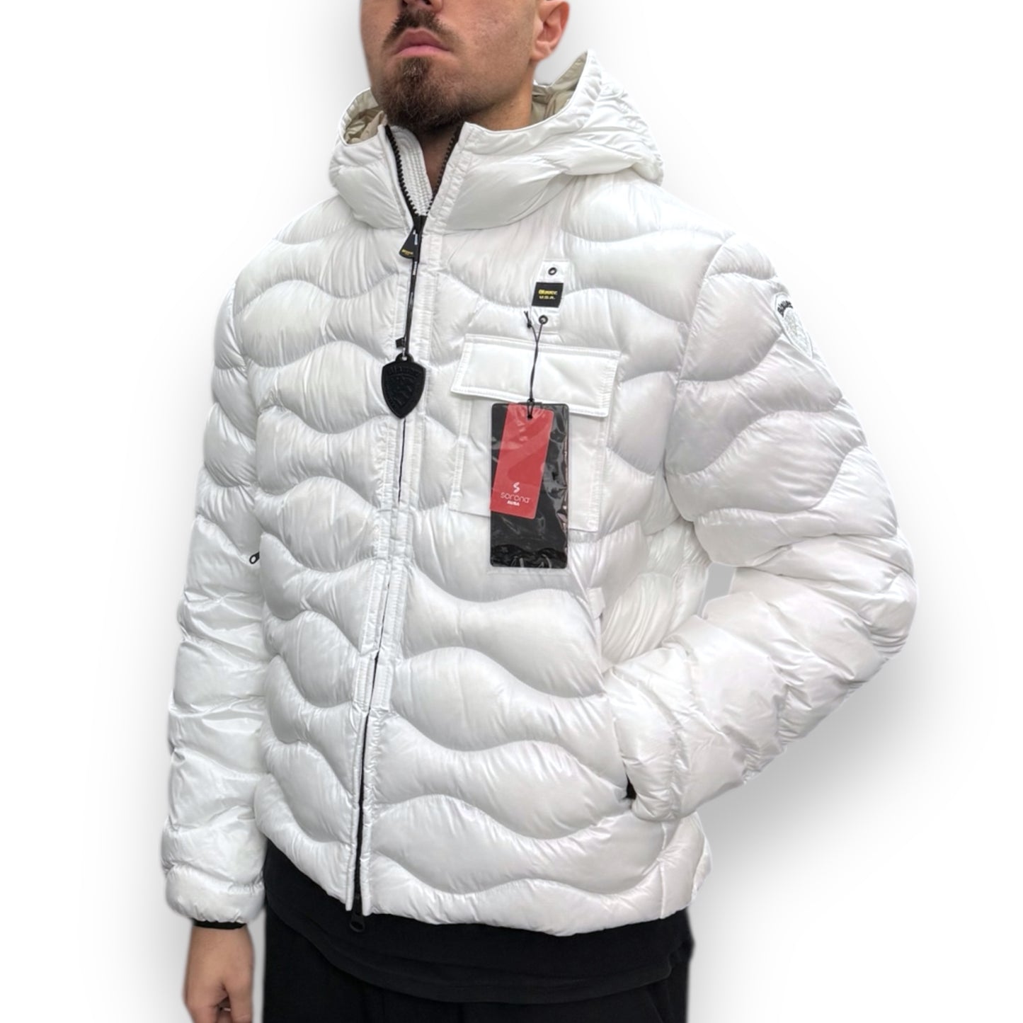 Giubbotto BLAUER con trama ad onde e taschino in petto,Col.Bianco imbott.(Ovatta - 2025)