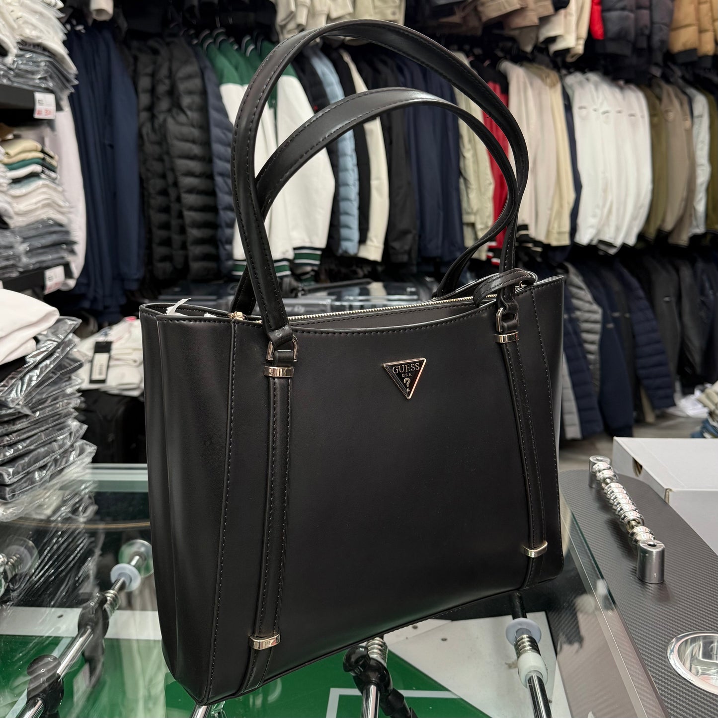 Borsa GUESS Group DARYNA Grande, Col.Black