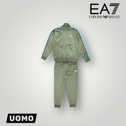Tuta Completa EA7 in tessuto acetato con stampa lato cuore e banda sul braccio, Col.Verde