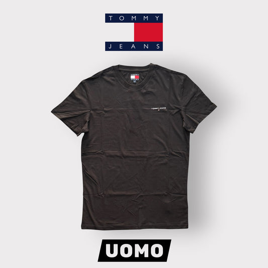 TOMMY JEANS - T-Shirt Uomo con logo lato cuore, Col.Nero