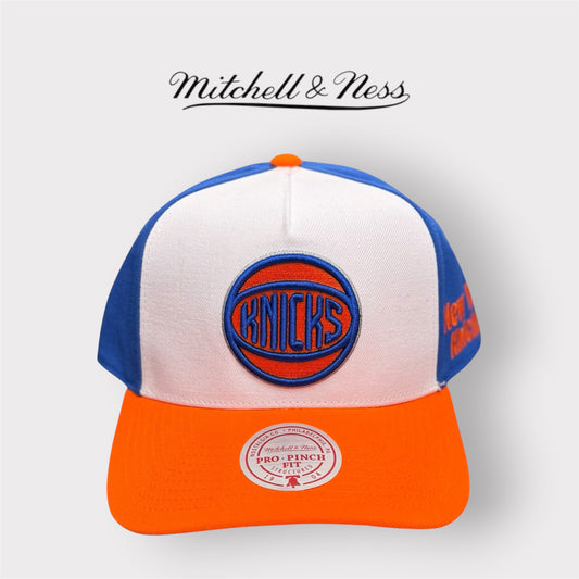 MITCHELL&NESS-Cappello NEW YORK KNICKS, Col.Blu/Bianco/Arancione