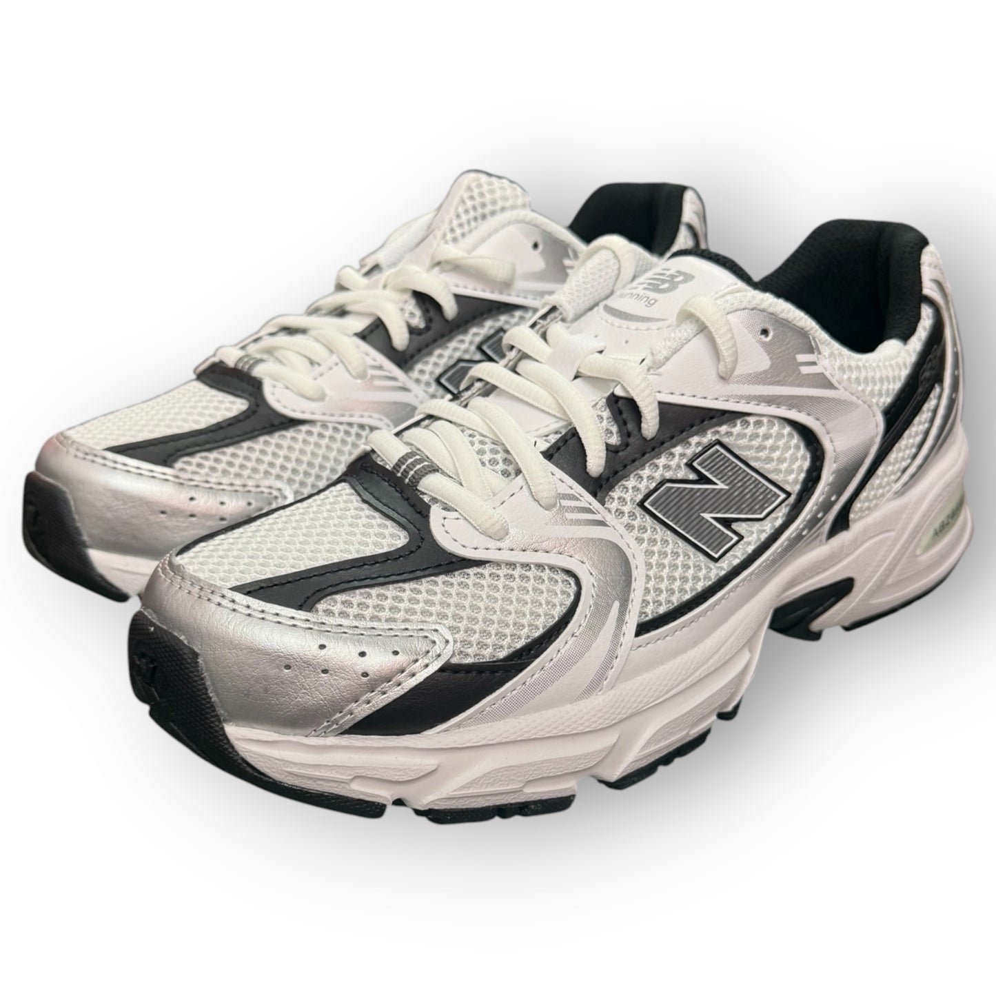 NEW BALANCE 530- GS, Col.Bianco/Nero
