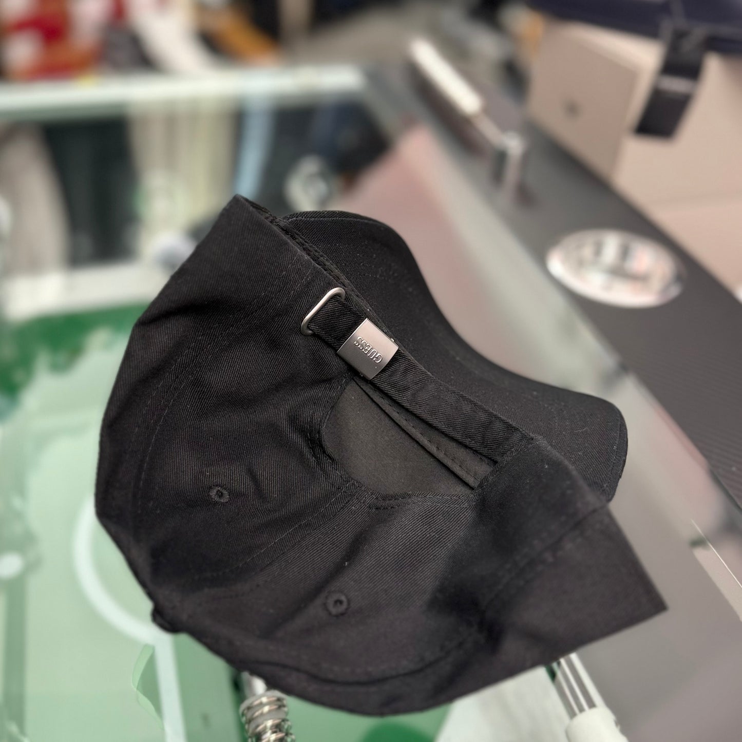 Cappello Guess con logo col.Nero