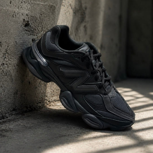 NEW BALANCE 9060- Col.Nero
