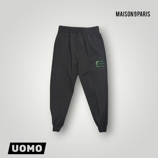 Pantalone MAISON 9 PARIS, in tessuto tecnico, con logo olografico, col. Nero