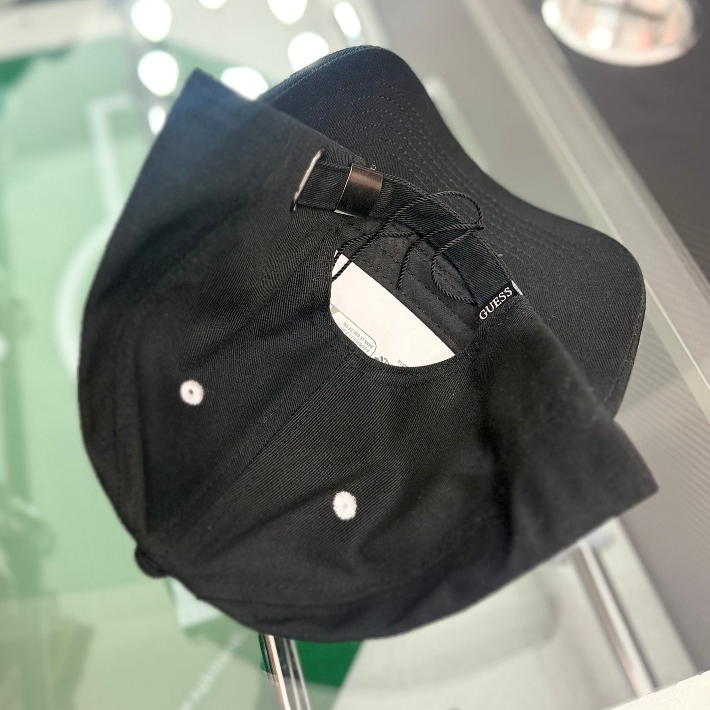Cappello Guess con stampa col.Nero