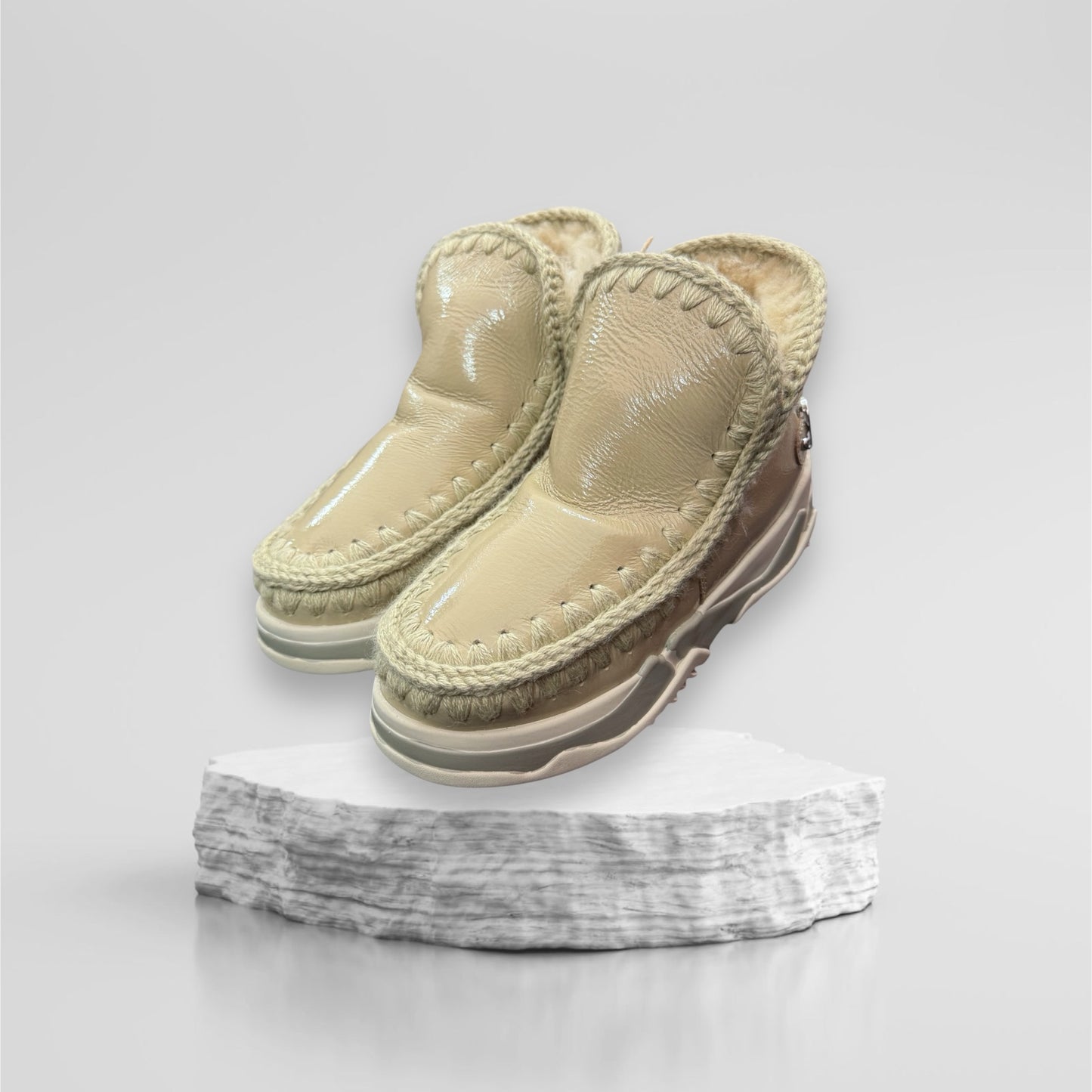 Stivaletto MOU Donna, Eskimo trainerbig Vera pelle di montone, Col. Beige lucido (Stone metallic)