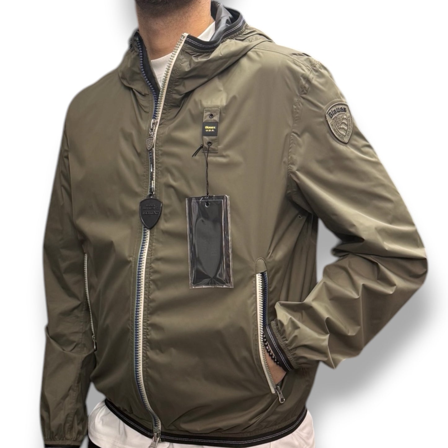 Giubbotto BLAUER Uomo, antivento con cappuccio e zip a contrasto, mod.DODGE, Col.Verde militare