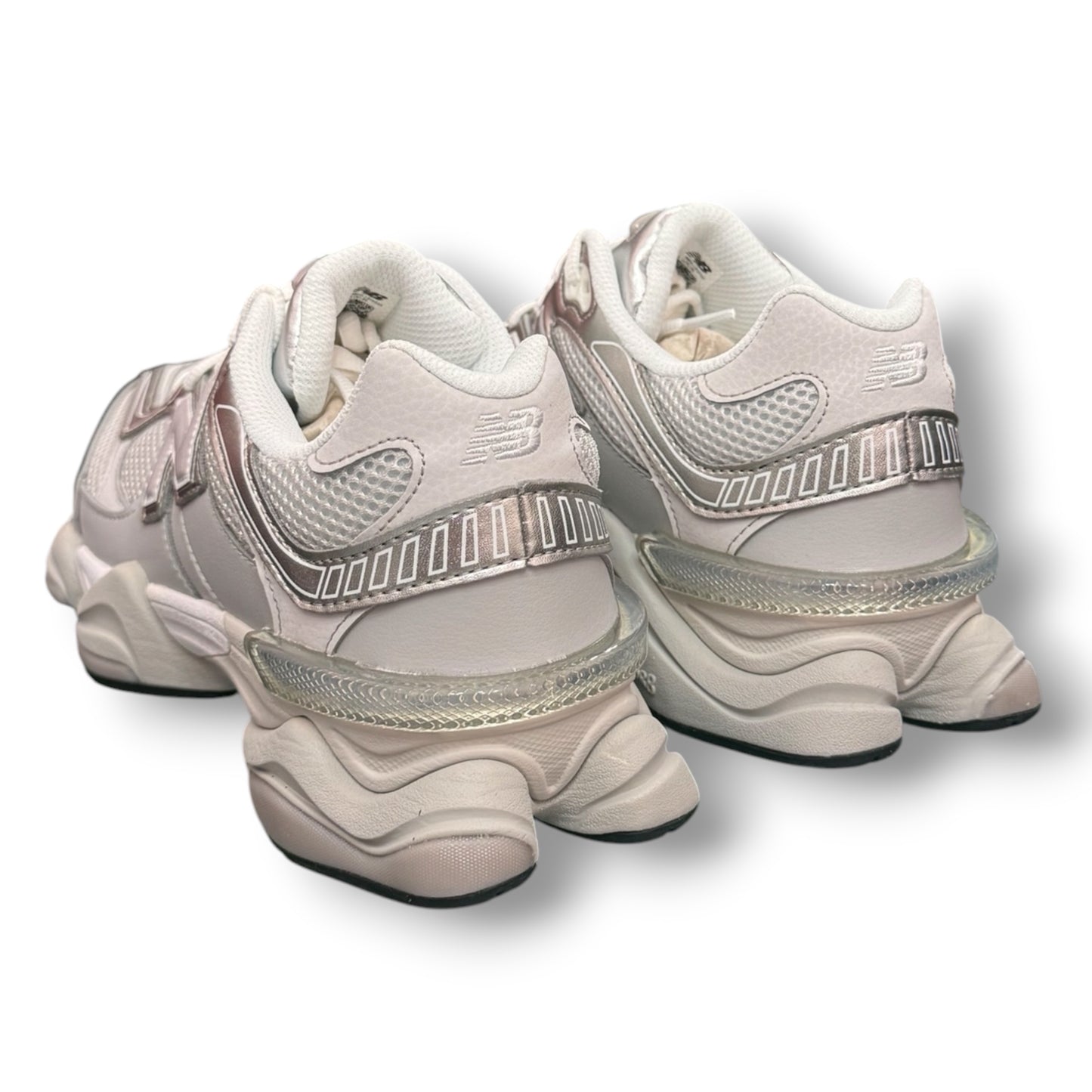 NEW BALANCE 9060- Scarpe Uomo ,Col.Bianco/Argento