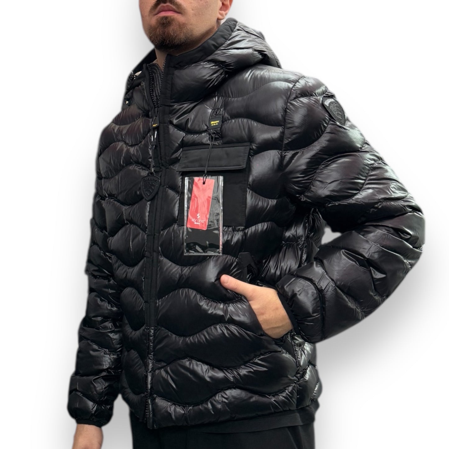 Giubbotto BLAUER con trama ad onde e taschino in petto,Col.Nero imbott.(Ovatta - 2025)