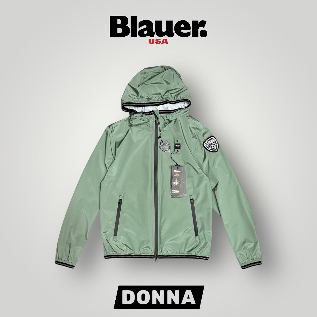 Giubbotto Blauer Donna, antivento con scudetto Swarovski e cappuccio, mod.NAY, Col.Verde