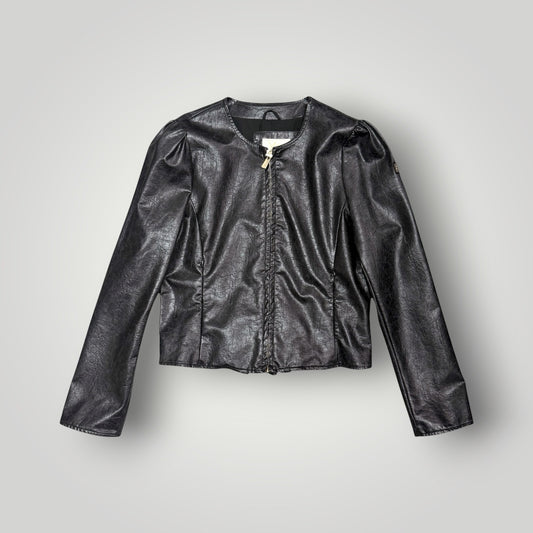Giacca in ecopelle YES-ZEE, con rouches sulle spalle e sul retro, Col.Nero martellato