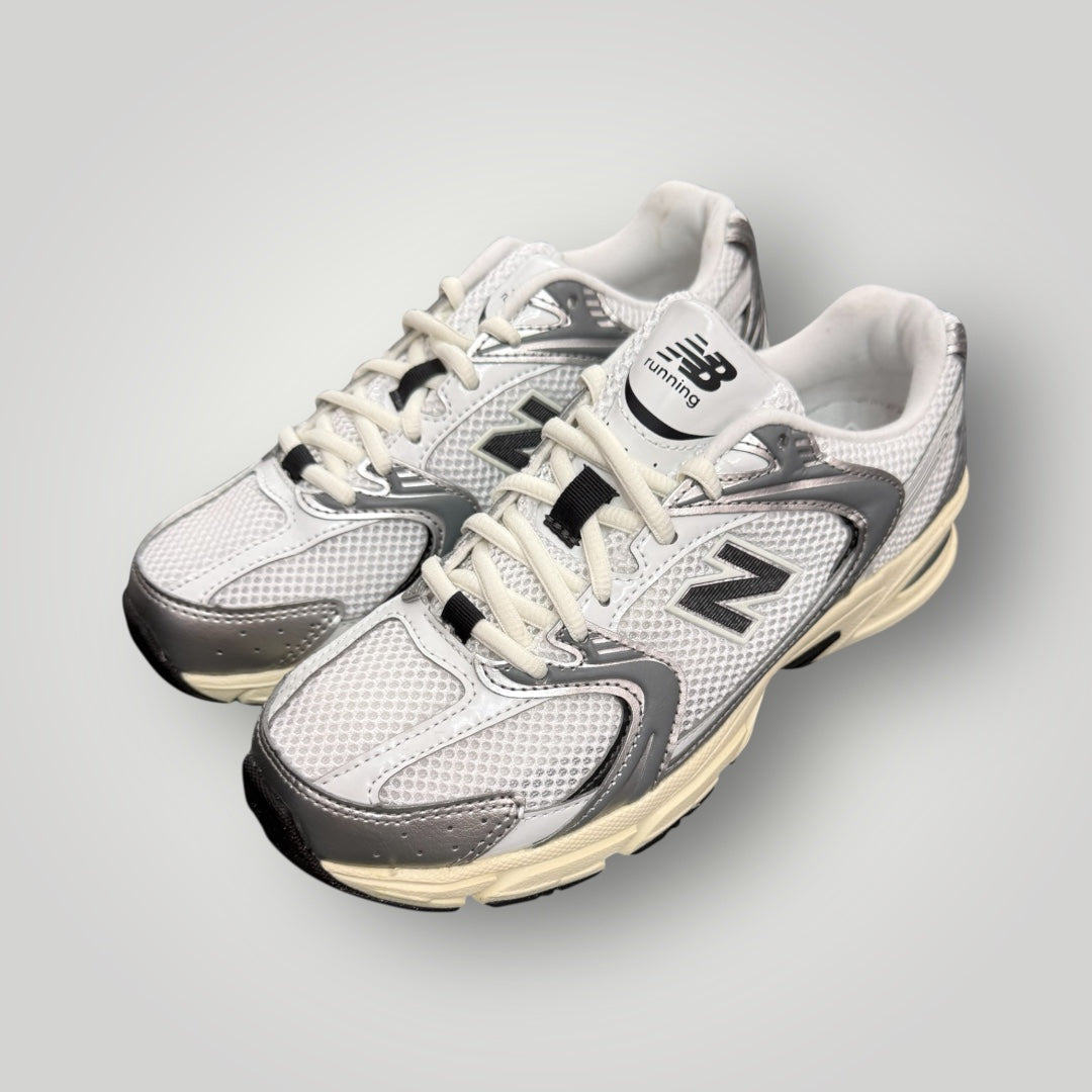 Scarpe NEW BALANCE 530, col.Bianco,Grigio e Argento