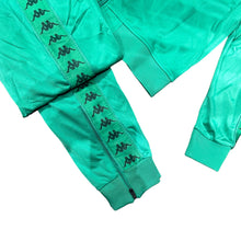Carica l&#39;immagine nel visualizzatore di Gallery, Tuta completa KAPPA Bande verde smeraldo tex.acetato con zip alla caviglia SLIM FIT
