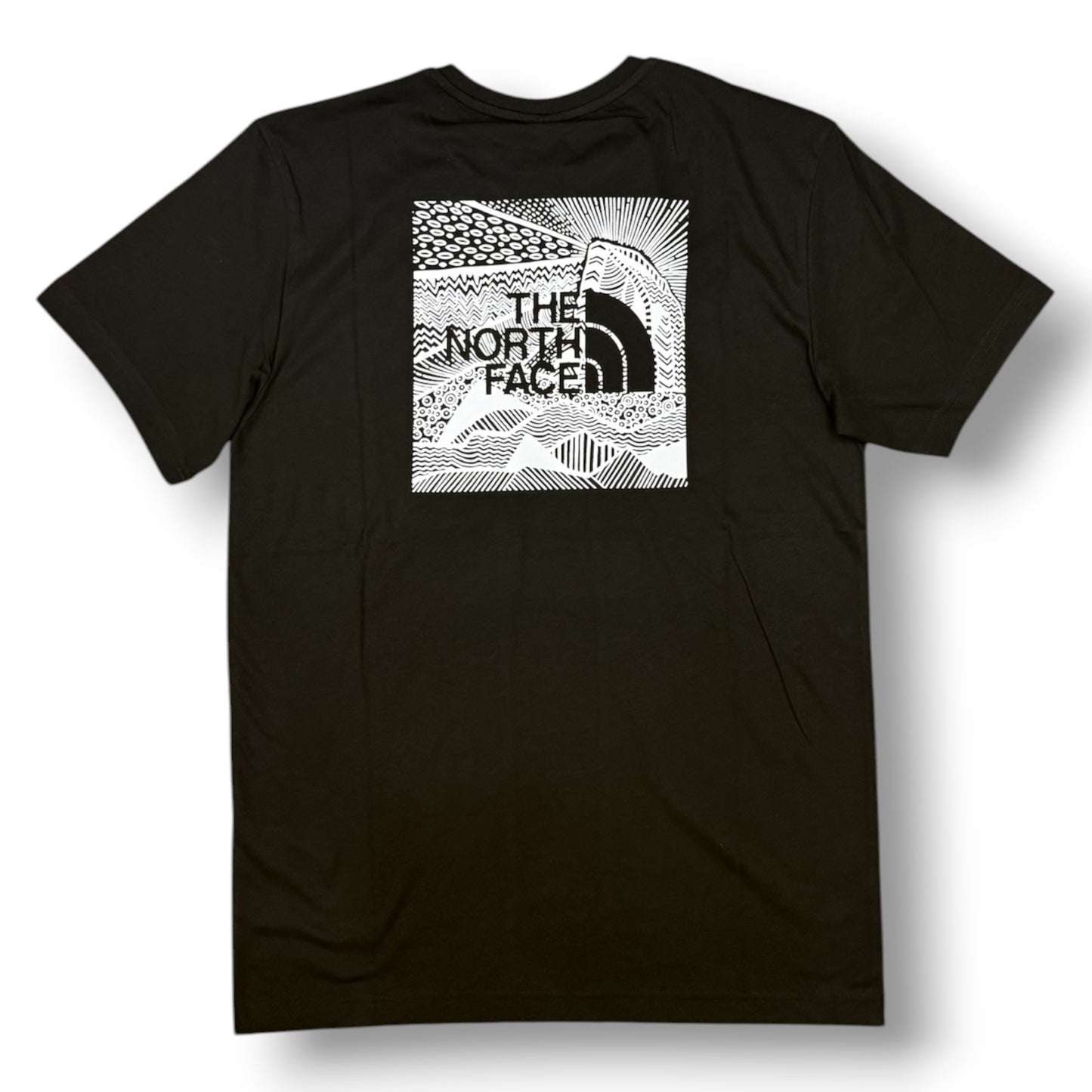 THE NORTH FACE- T-Shirt Uomo con logo lato cuore e stampa sulla schiena, Col.Nero